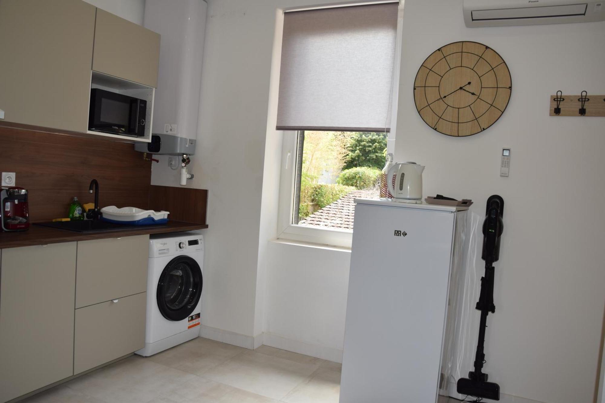 شقة Elegant T2 A Bron, Tramway A 2Min, Box Parking, 4Personnes المظهر الخارجي الصورة